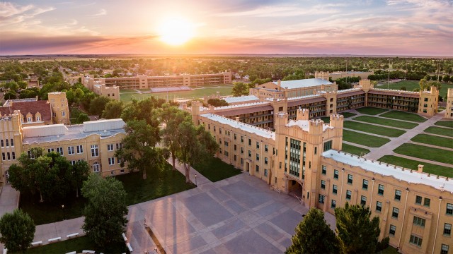 new mexico military institute        
        <figure class=